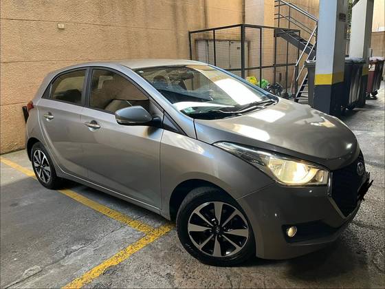 HYUNDAI HB20 1.0 COMFORT 12V FLEX 4P MANUAL HYUNDAI HB20 1.0 COMFORT 12V FLEX 4P MANUAL